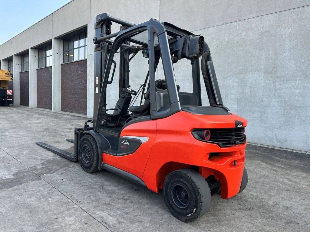 Frontstapler van het type Linde H35D-01, Gebrauchtmaschine in Antwerpen (Foto 9)