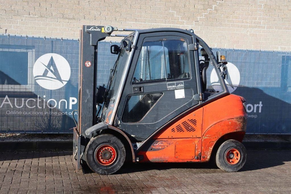 Frontstapler of the type Linde H35D-02, Gebrauchtmaschine in Antwerpen (Picture 1)