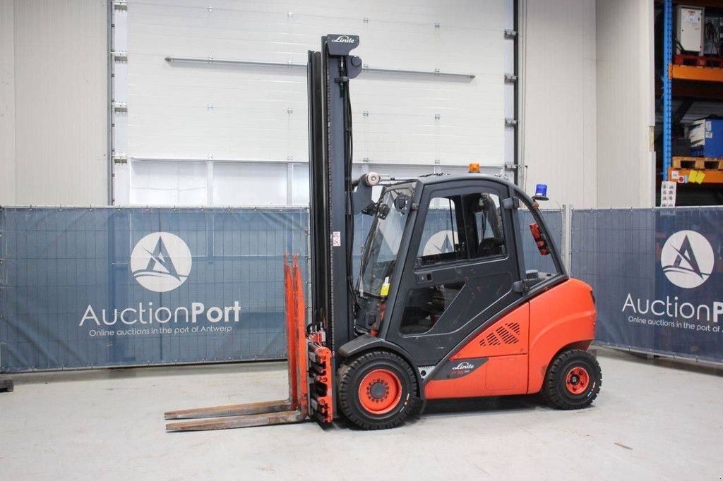 Frontstapler del tipo Linde H35D-02, Gebrauchtmaschine en Antwerpen (Imagen 1)