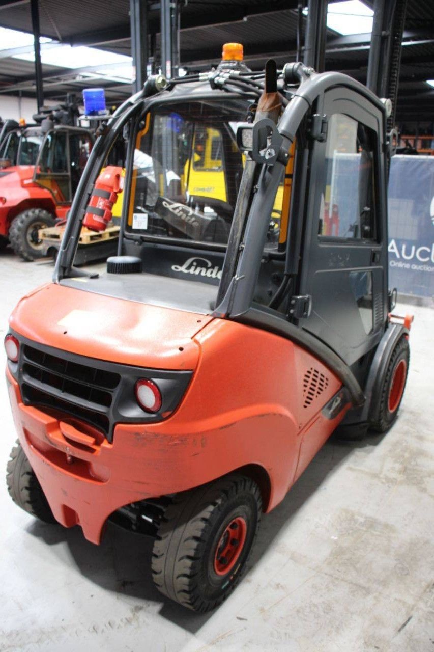 Frontstapler del tipo Linde H35D-02, Gebrauchtmaschine en Antwerpen (Imagen 5)
