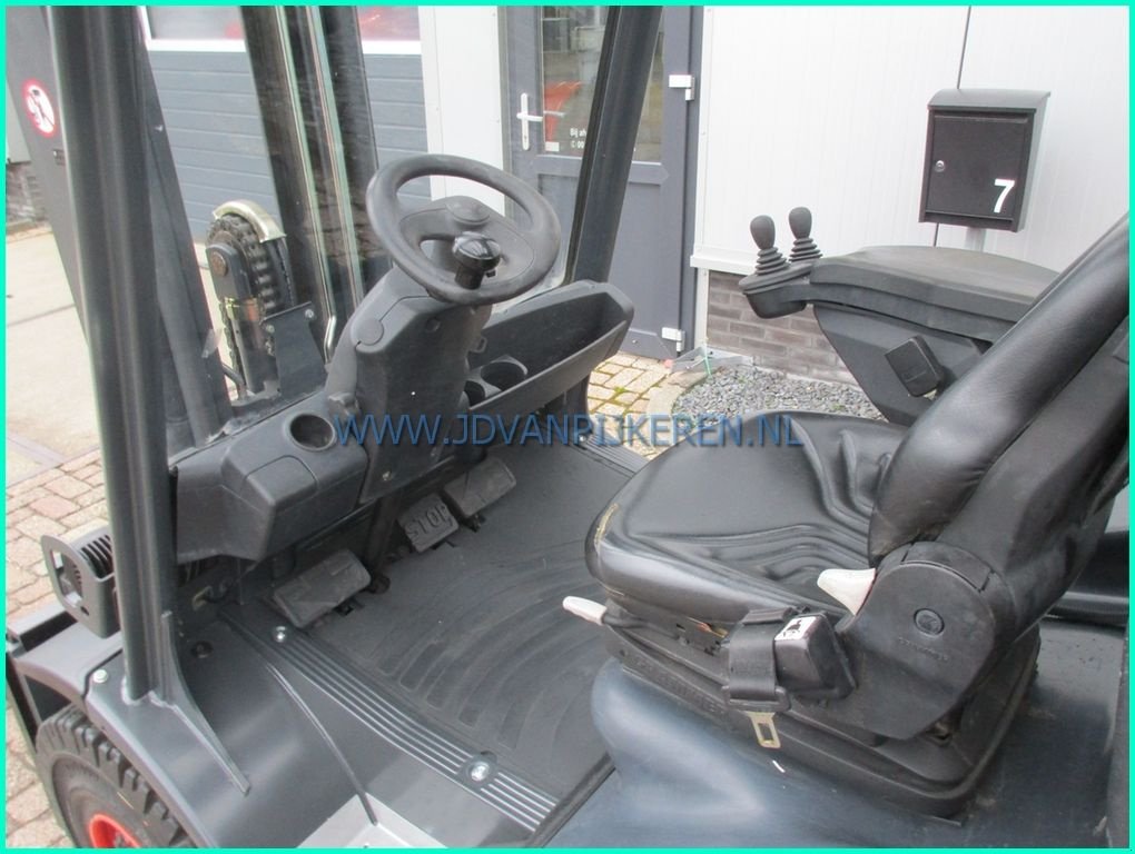 Frontstapler typu Linde H35D, Gebrauchtmaschine v IJsselmuiden (Obrázek 4)