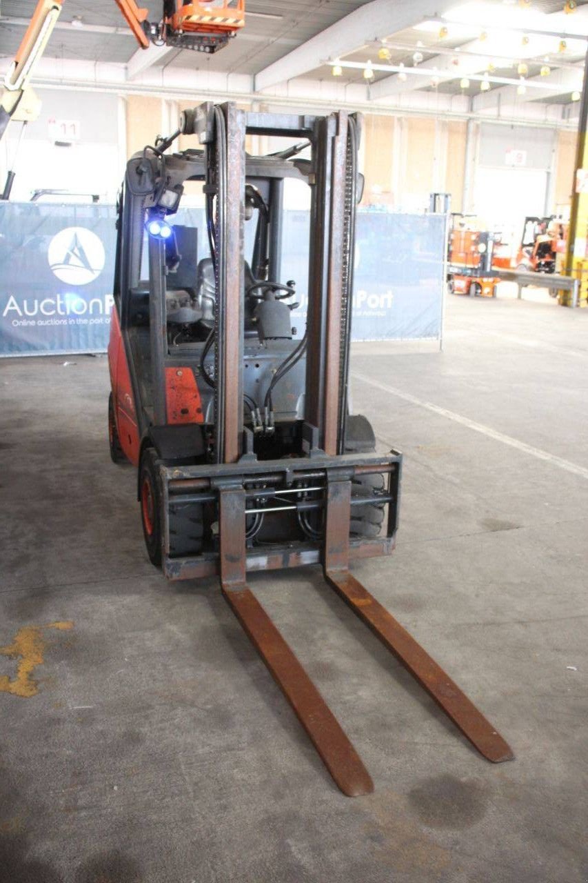 Frontstapler van het type Linde H35D, Gebrauchtmaschine in Antwerpen (Foto 7)
