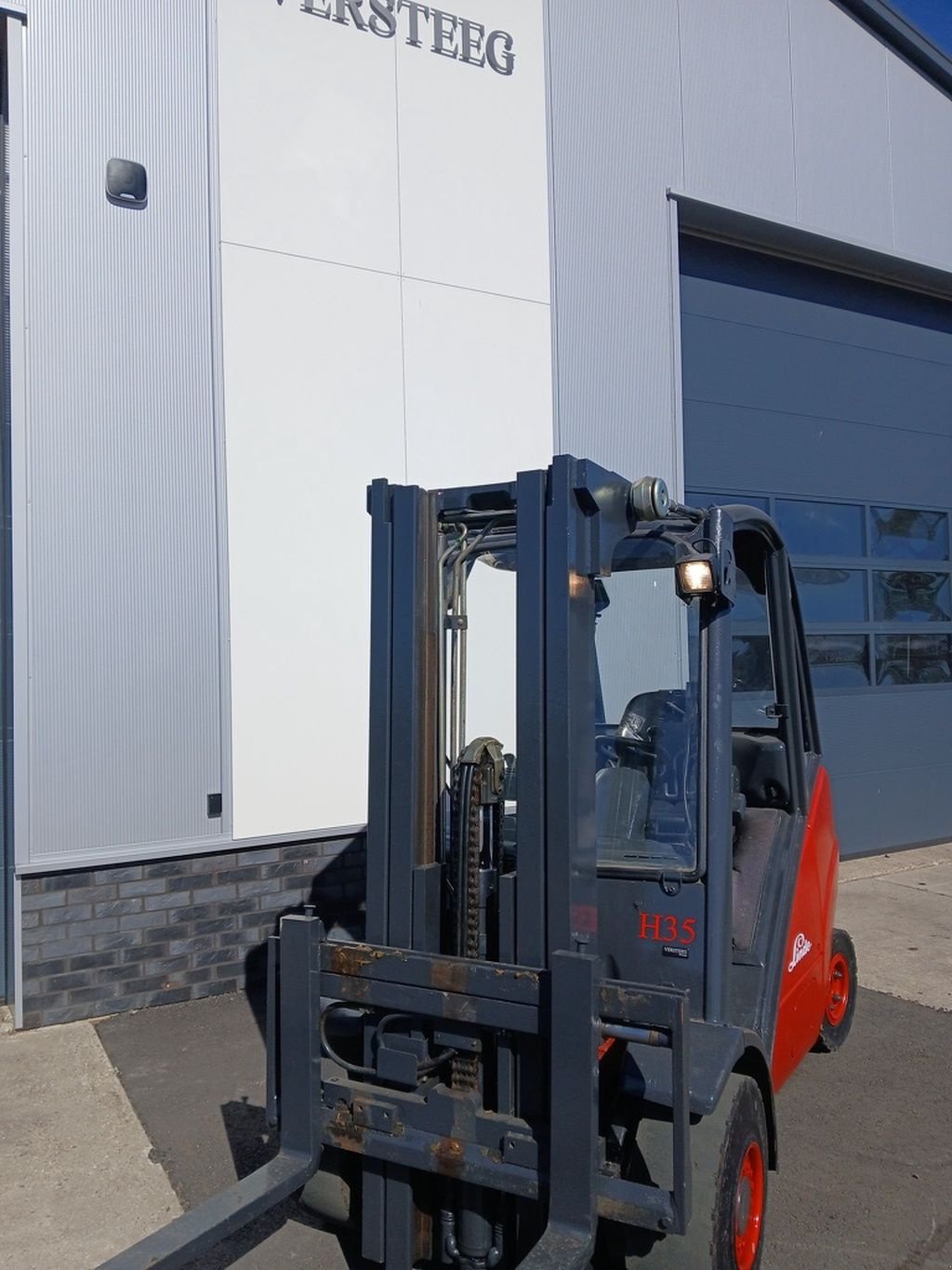 Frontstapler typu Linde H35D, Gebrauchtmaschine w Swifterbant (Zdjęcie 8)