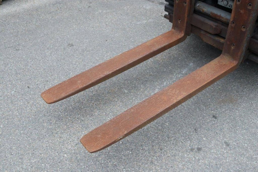 Frontstapler типа Linde H35T-01, Gebrauchtmaschine в Antwerpen (Фотография 11)