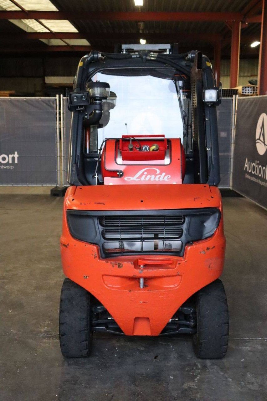 Frontstapler типа Linde H35T-01, Gebrauchtmaschine в Antwerpen (Фотография 5)