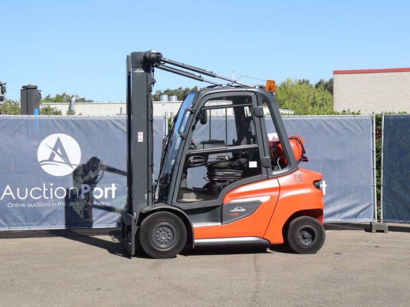 Frontstapler типа Linde H35T-01, Gebrauchtmaschine в Antwerpen (Фотография 1)