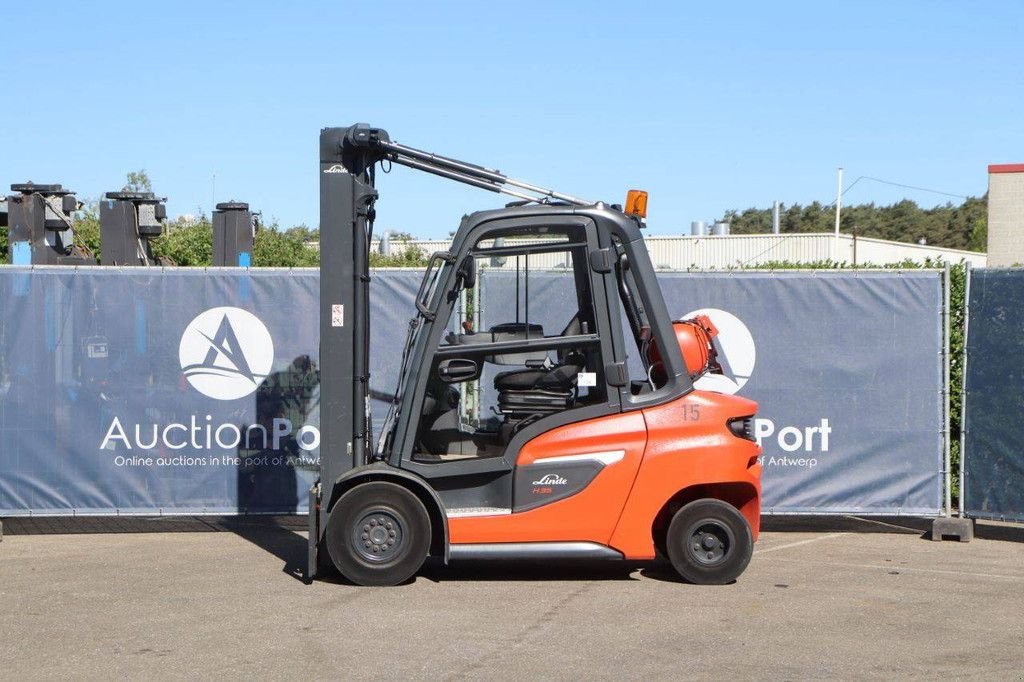 Frontstapler типа Linde H35T-01, Gebrauchtmaschine в Antwerpen (Фотография 2)