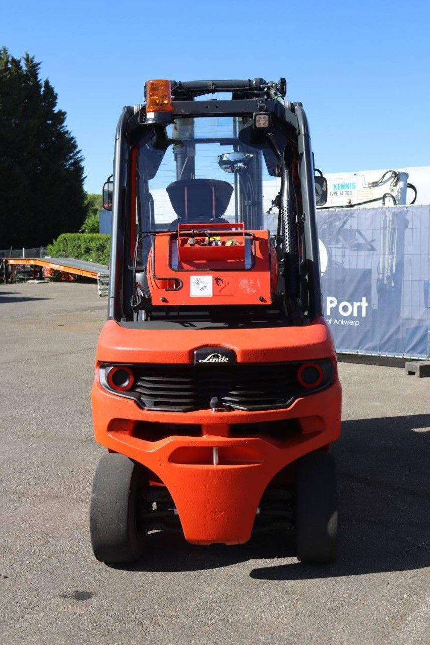 Frontstapler типа Linde H35T-01, Gebrauchtmaschine в Antwerpen (Фотография 5)