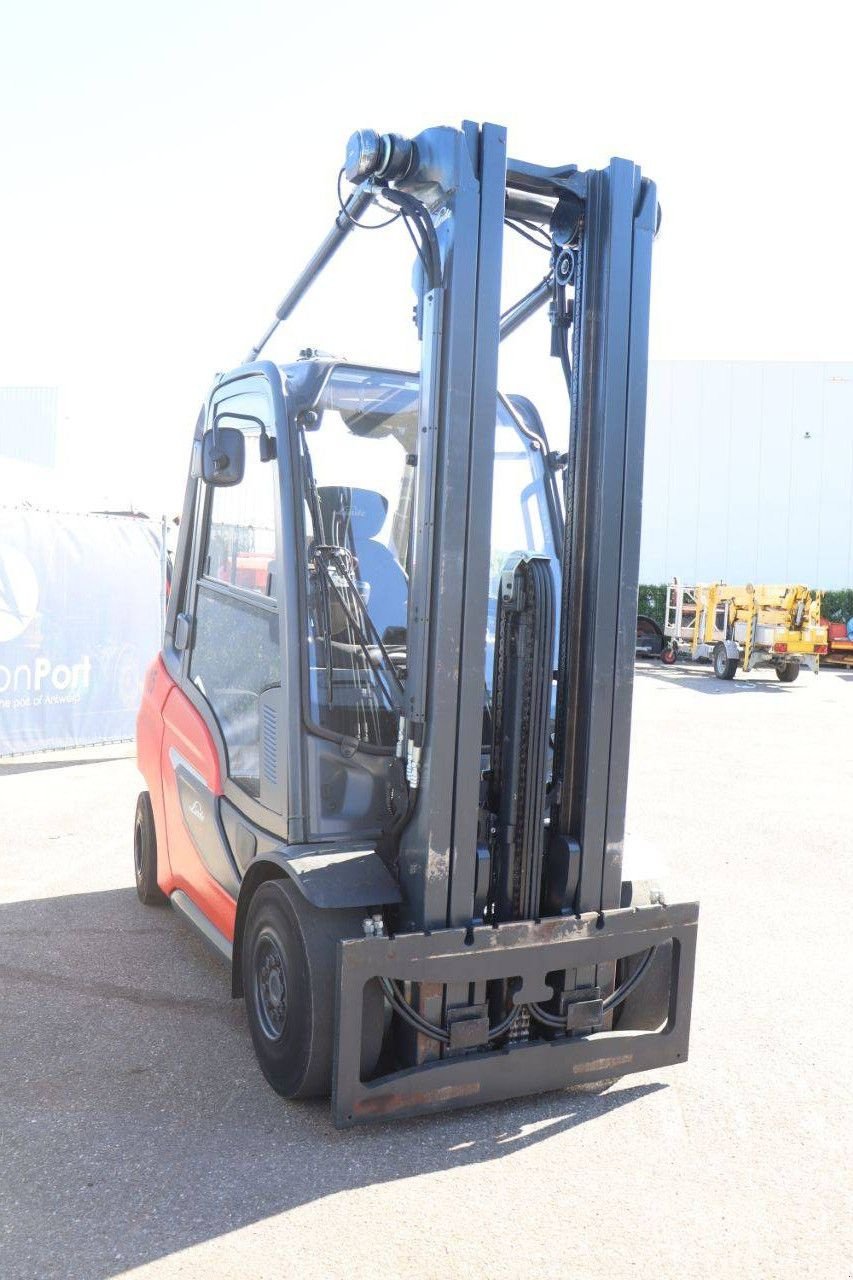 Frontstapler типа Linde H35T-01, Gebrauchtmaschine в Antwerpen (Фотография 8)