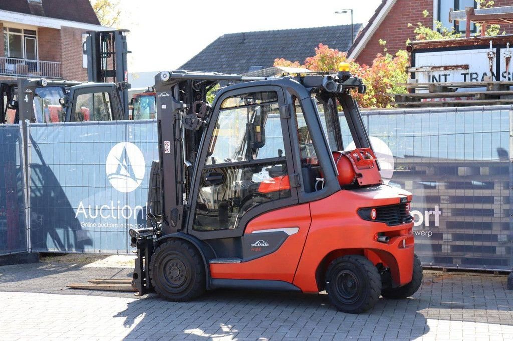 Frontstapler του τύπου Linde H35T-01, Gebrauchtmaschine σε Antwerpen (Φωτογραφία 3)