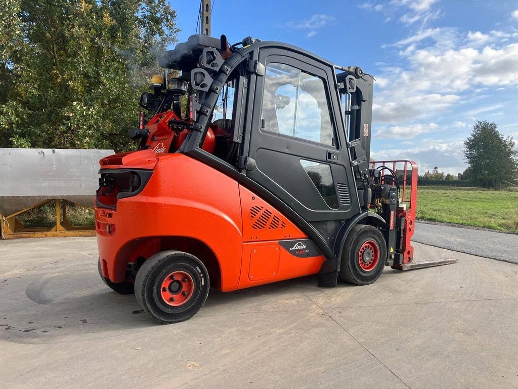 Frontstapler van het type Linde H35T-02, Gebrauchtmaschine in Antwerpen (Foto 2)