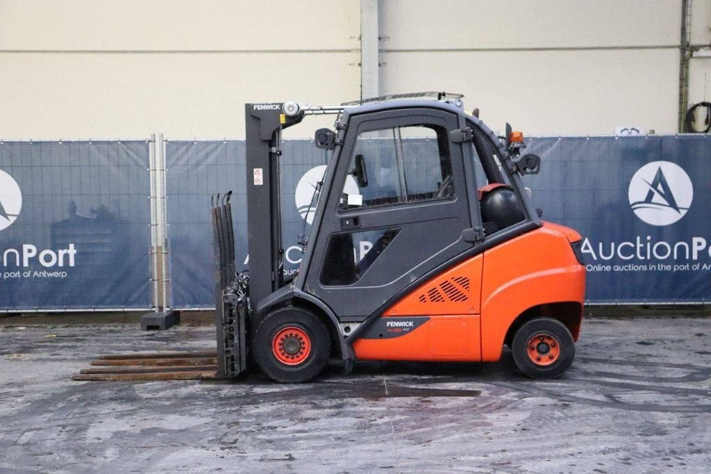 Frontstapler van het type Linde H35T-02, Gebrauchtmaschine in Antwerpen (Foto 2)