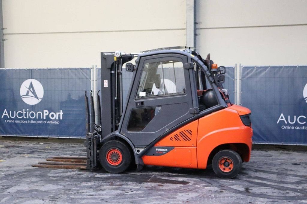 Frontstapler van het type Linde H35T-02, Gebrauchtmaschine in Antwerpen (Foto 3)