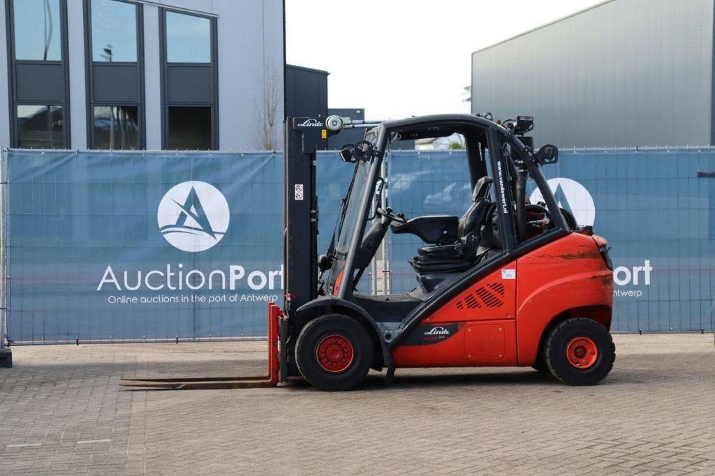 Frontstapler of the type Linde H35T-02, Gebrauchtmaschine in Antwerpen (Picture 1)