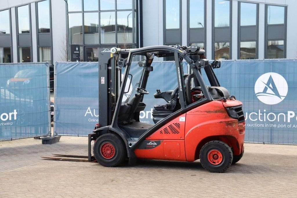 Frontstapler Türe ait Linde H35T-02, Gebrauchtmaschine içinde Antwerpen (resim 3)