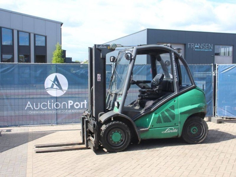 Frontstapler del tipo Linde H40, Gebrauchtmaschine In Antwerpen (Immagine 1)