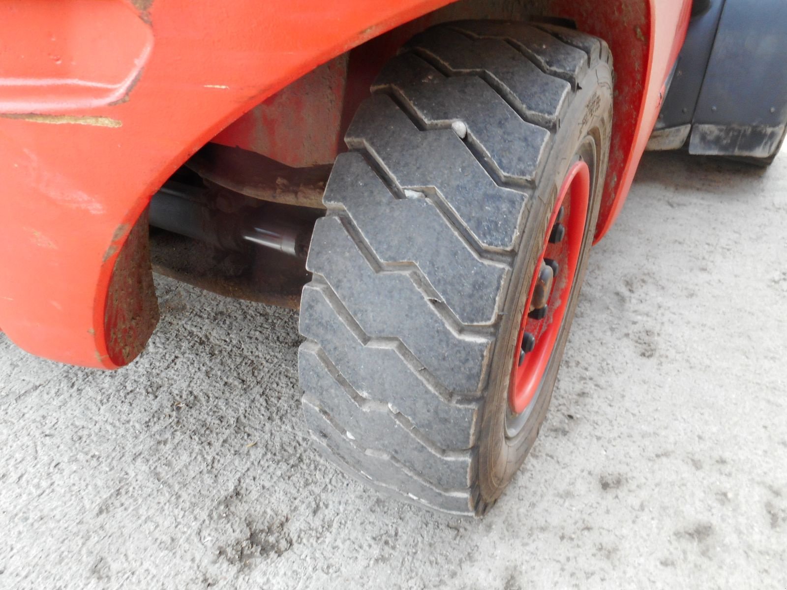 Frontstapler des Typs Linde H40D-02 mit Zwillingsreifen + SS + Kabine, Gebrauchtmaschine in St. Nikolai ob Draßling (Bild 12)