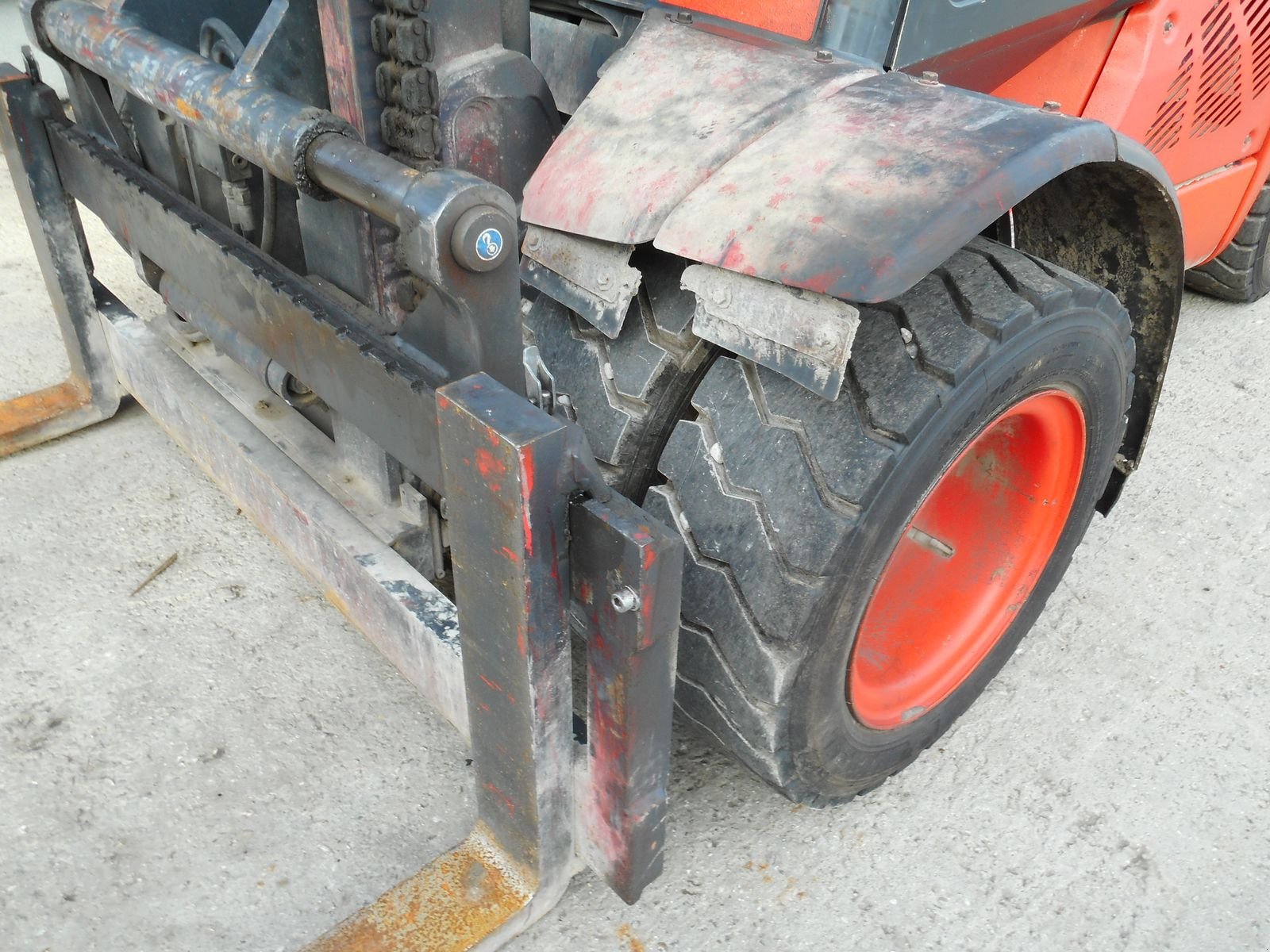 Frontstapler des Typs Linde H40D-02 mit Zwillingsreifen + SS + Kabine, Gebrauchtmaschine in St. Nikolai ob Draßling (Bild 10)