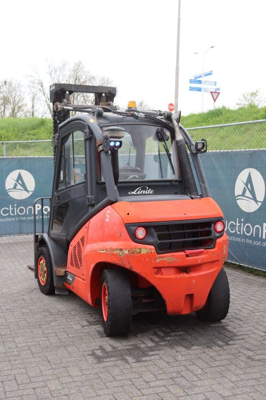 Frontstapler Türe ait Linde H40D-02, Gebrauchtmaschine içinde Antwerpen (resim 4)