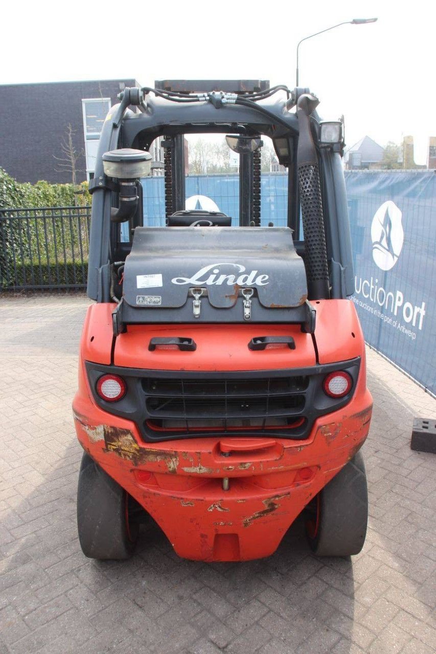 Frontstapler del tipo Linde H40T-02, Gebrauchtmaschine en Antwerpen (Imagen 4)