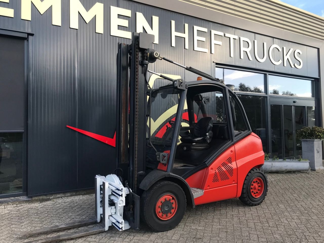 Frontstapler of the type Linde H45D-01-394, Gebrauchtmaschine in Leeuwarden (Picture 1)