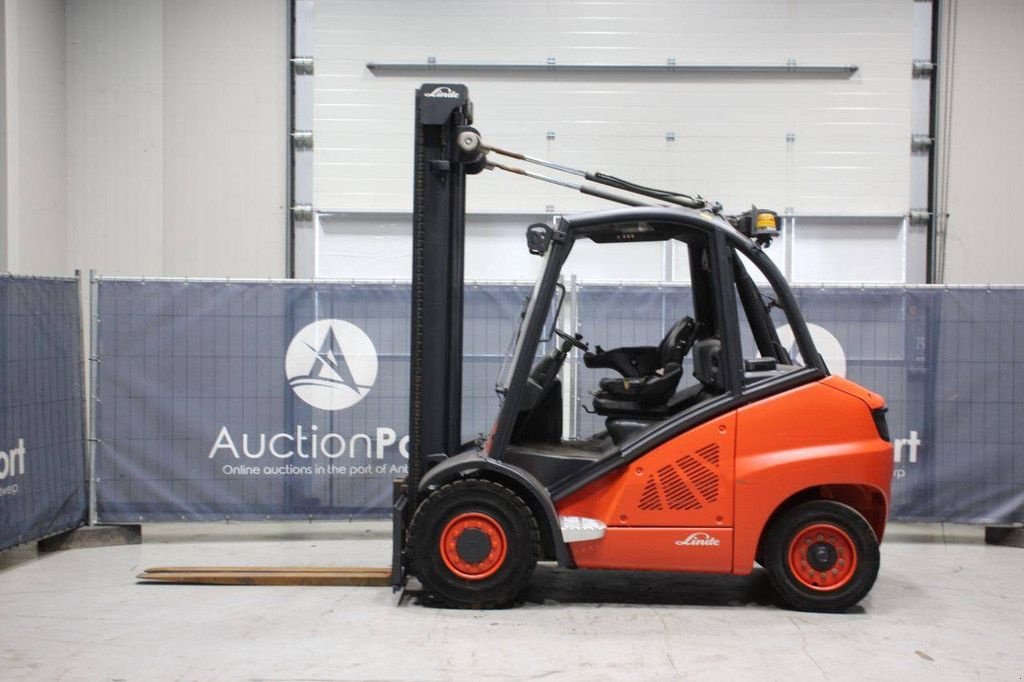 Frontstapler del tipo Linde H45D-02, Gebrauchtmaschine In Antwerpen (Immagine 2)