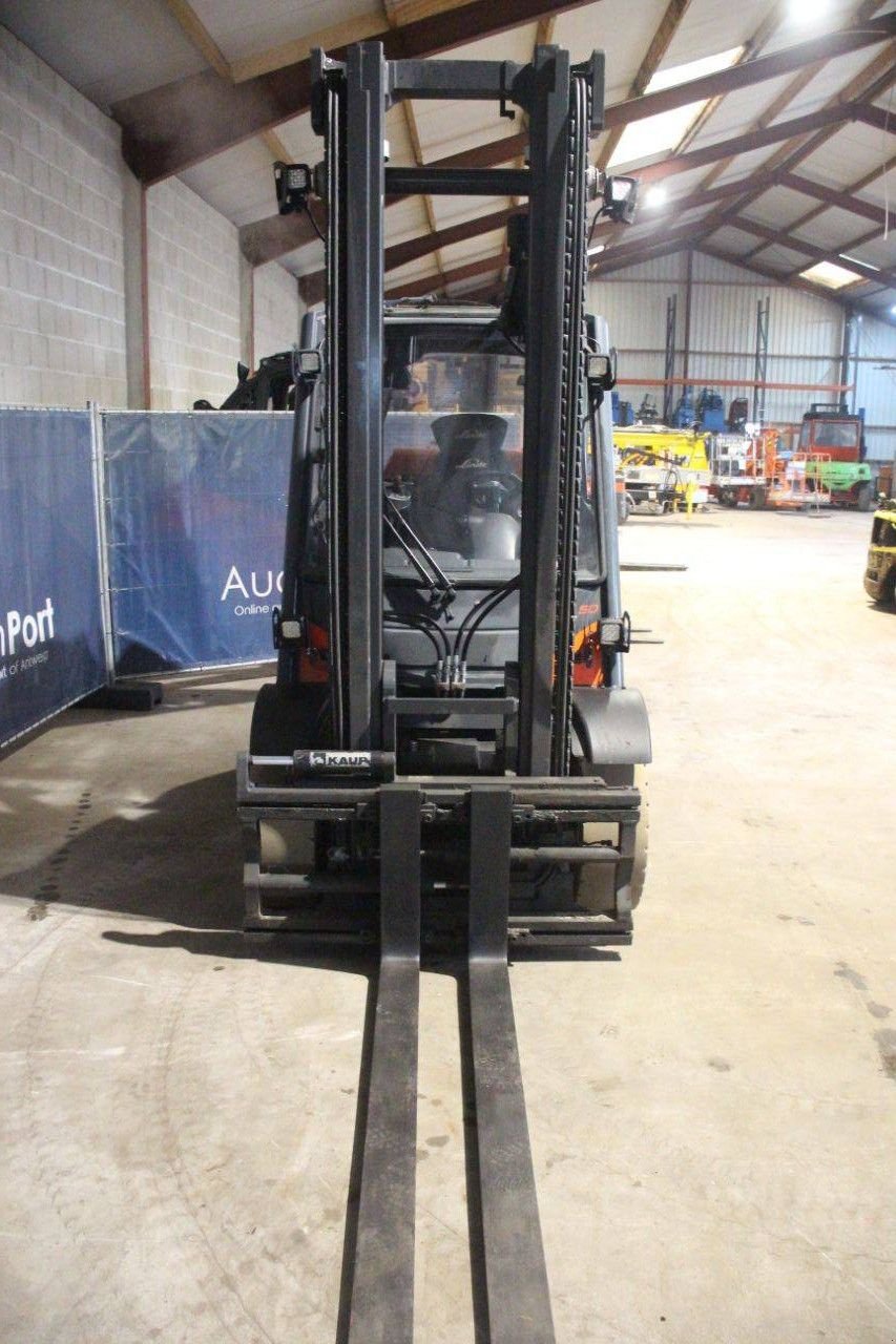 Frontstapler des Typs Linde H50T-02/600, Gebrauchtmaschine in Antwerpen (Bild 8)