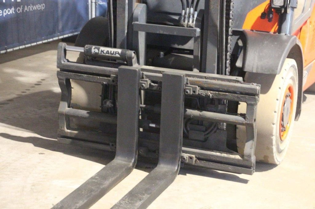 Frontstapler des Typs Linde H50T-02/600, Gebrauchtmaschine in Antwerpen (Bild 11)