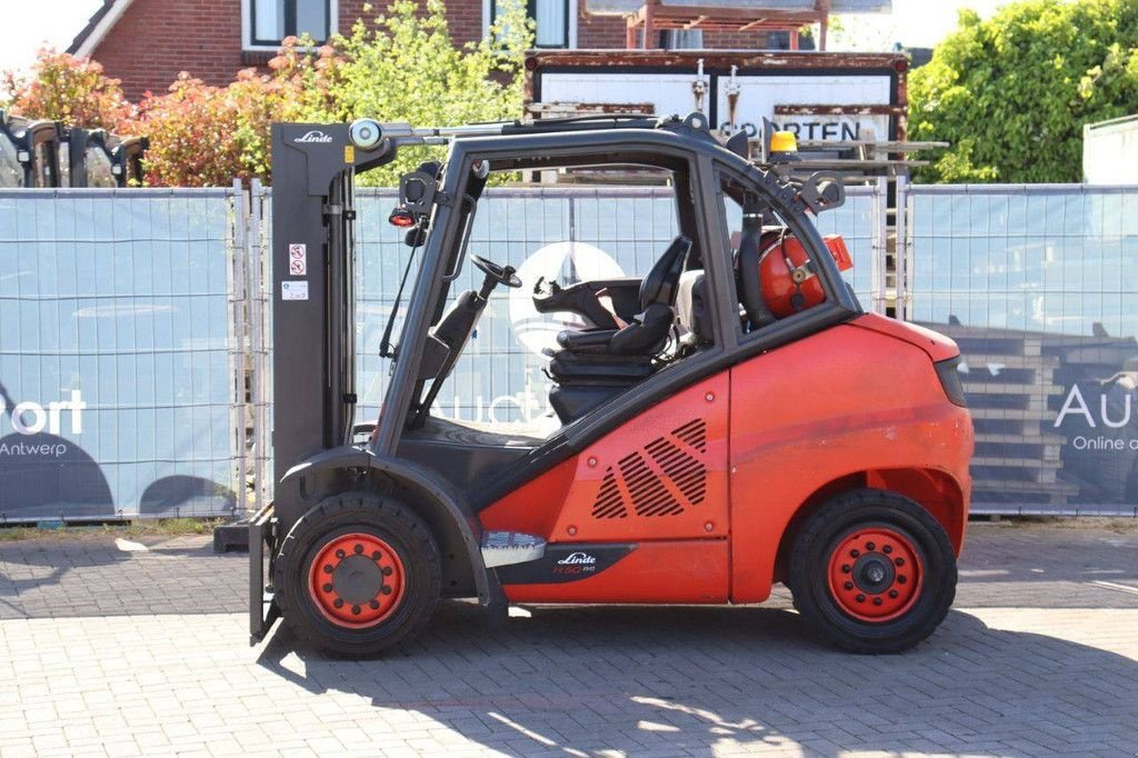 Frontstapler Türe ait Linde H50T-02, Gebrauchtmaschine içinde Antwerpen (resim 2)