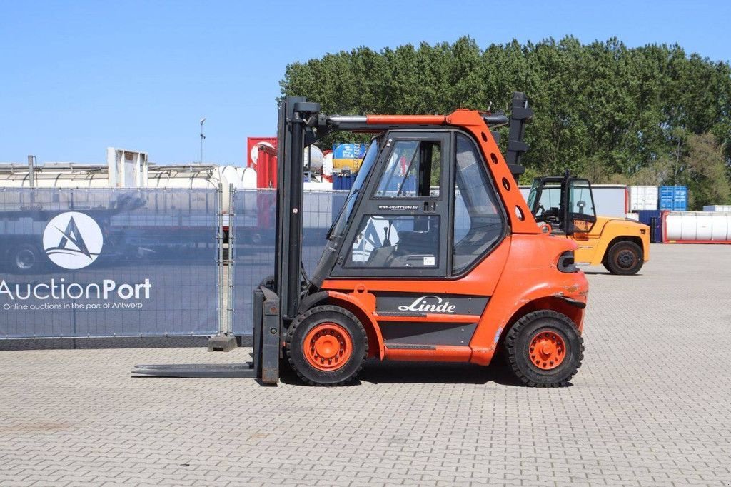 Frontstapler del tipo Linde H60D-02, Gebrauchtmaschine en Antwerpen (Imagen 2)