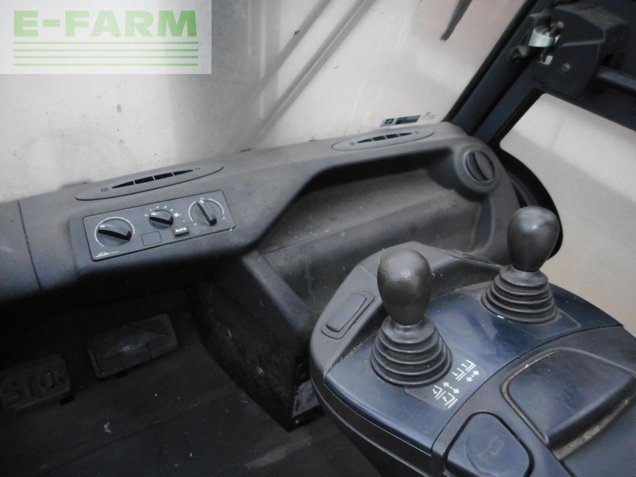 Frontstapler tip Linde h60d-03 mit vollausstattung!, Gebrauchtmaschine in ST. NIKOLAI/DR. (Poză 12)