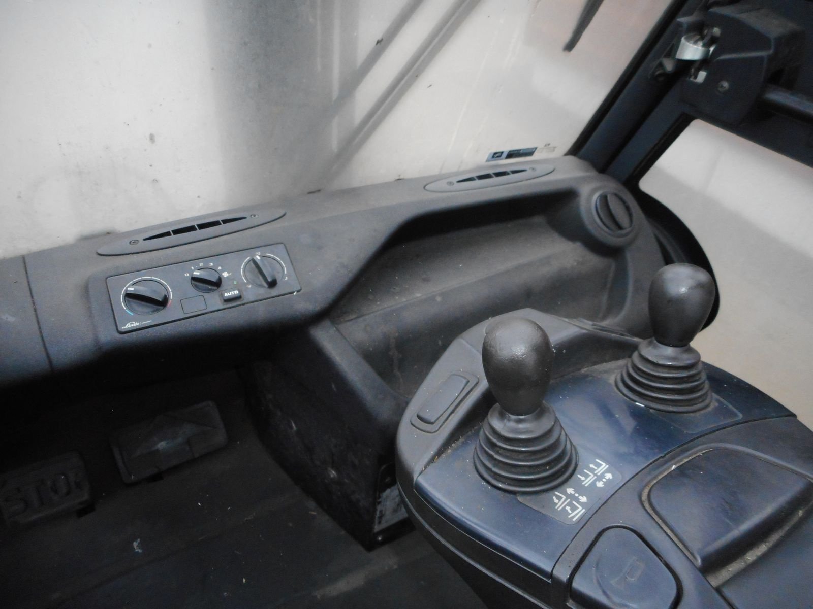 Frontstapler of the type Linde H60D-03 mit Vollausstattung!, Gebrauchtmaschine in St. Nikolai ob Draßling (Picture 12)