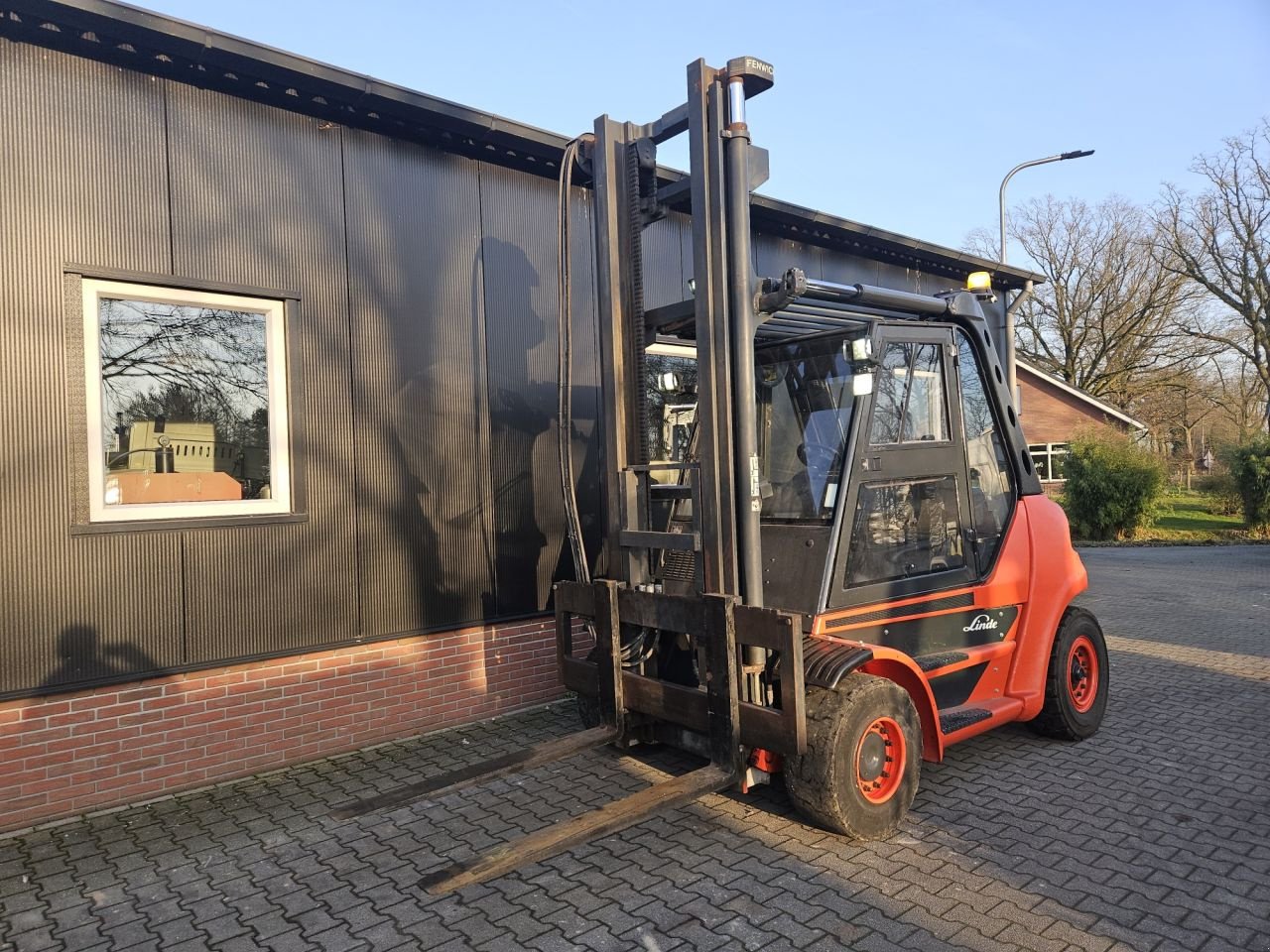 Frontstapler del tipo Linde H70D, Gebrauchtmaschine en Haaksbergen (Imagen 4)