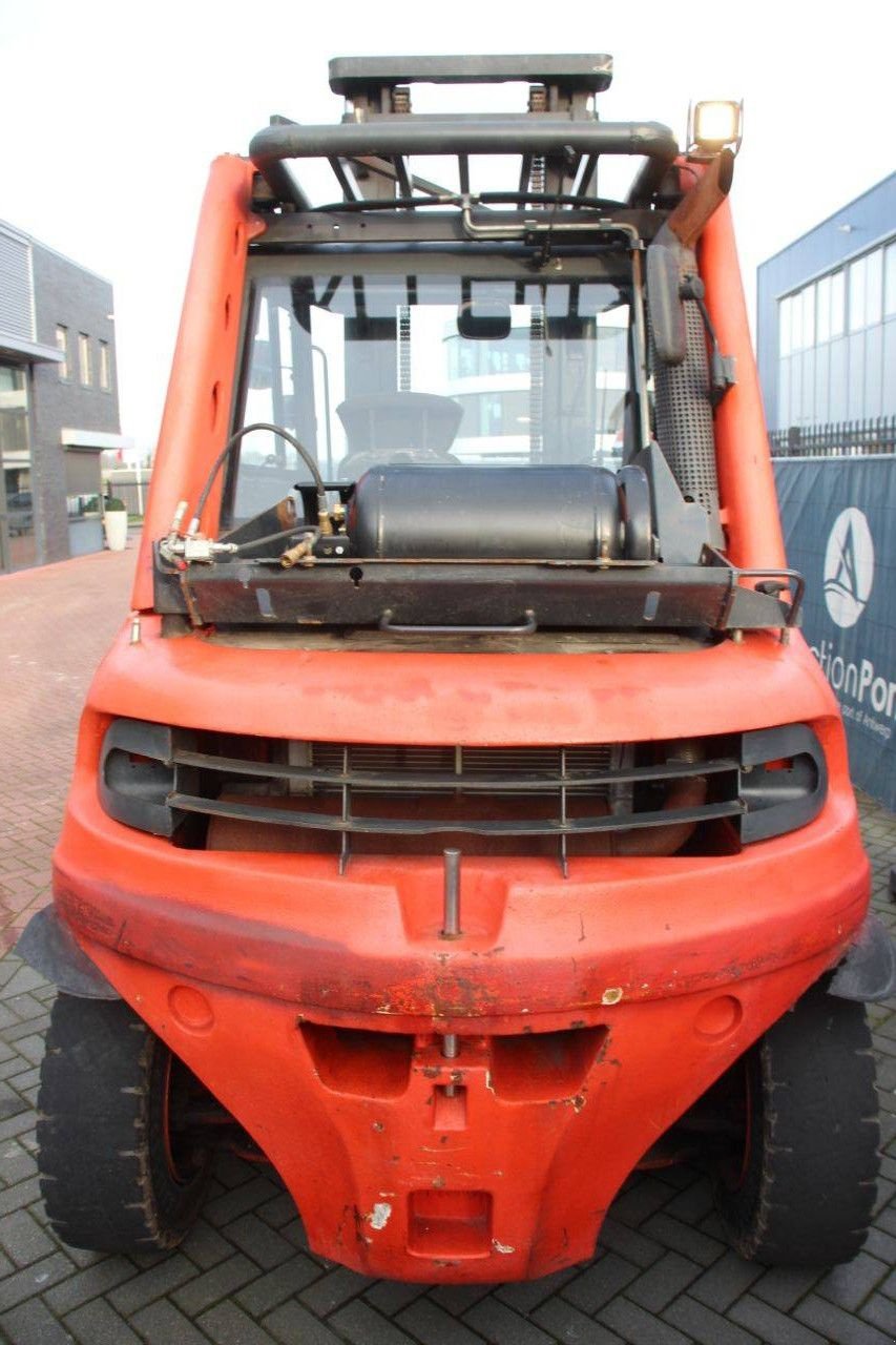 Frontstapler des Typs Linde H80T-03, Gebrauchtmaschine in Antwerpen (Bild 4)