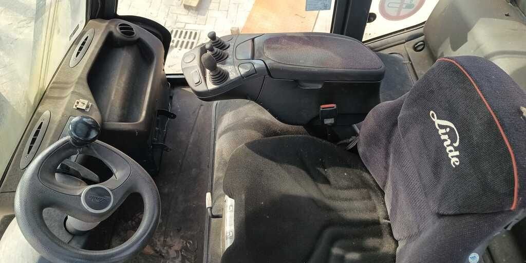 Frontstapler typu Linde H80T900 H80T-900, Gebrauchtmaschine v Hardinxveld-Giessendam (Obrázek 2)