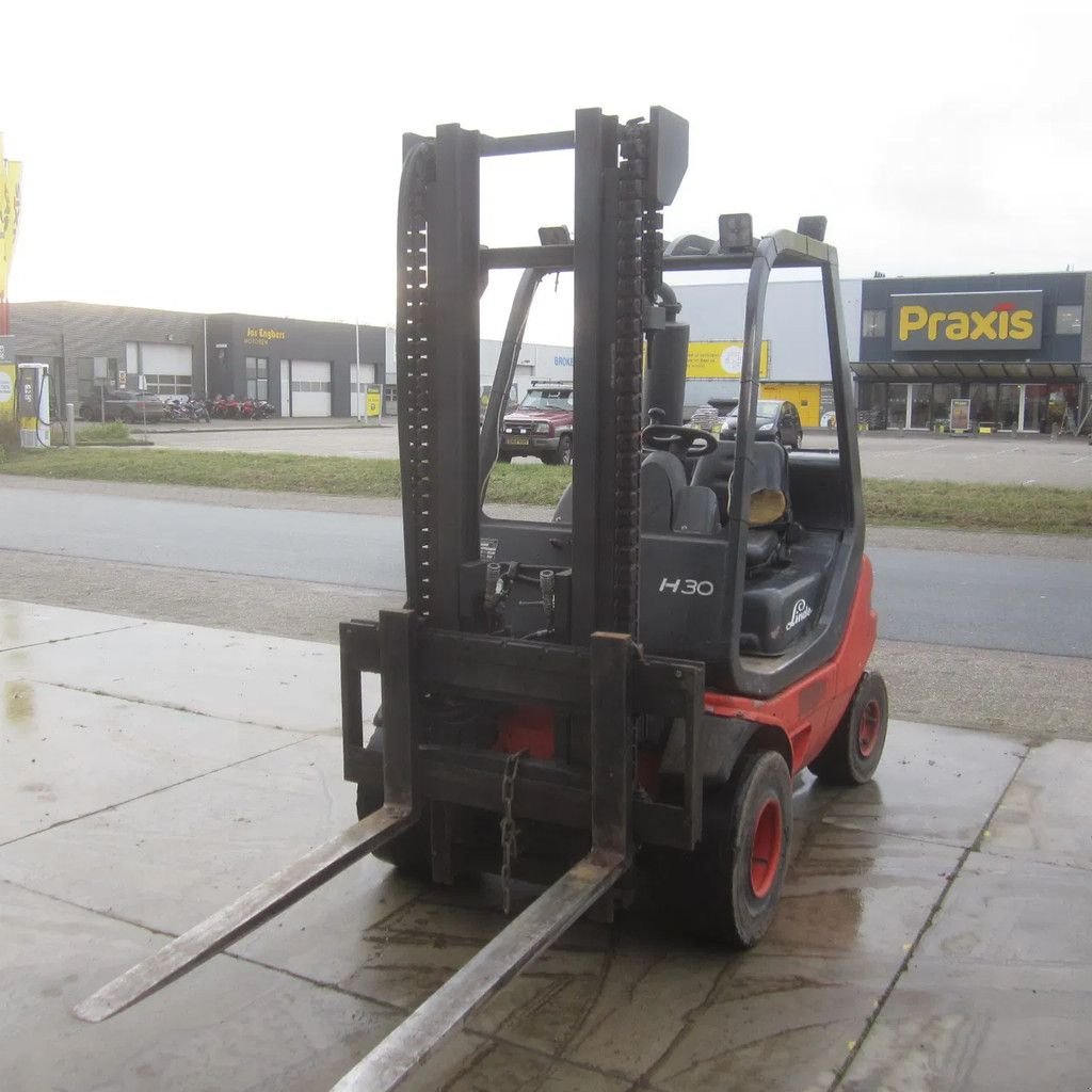 Frontstapler типа Linde Heftruck, H30, diesel, duplomast, side shift., Gebrauchtmaschine в Tubbergen (Фотография 4)