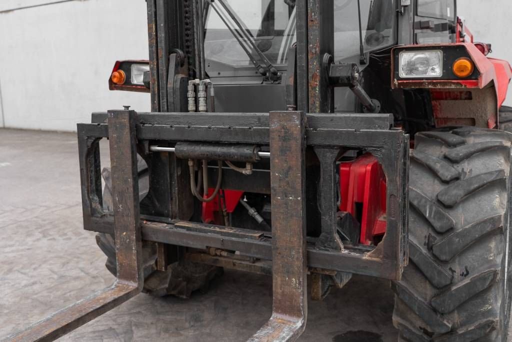 Frontstapler del tipo Manitou M 30-4, Gebrauchtmaschine In Moerbeke (Immagine 9)
