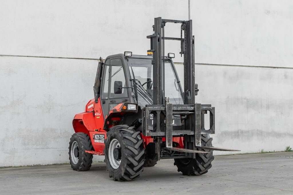 Frontstapler del tipo Manitou M 30-4, Gebrauchtmaschine In Moerbeke (Immagine 3)