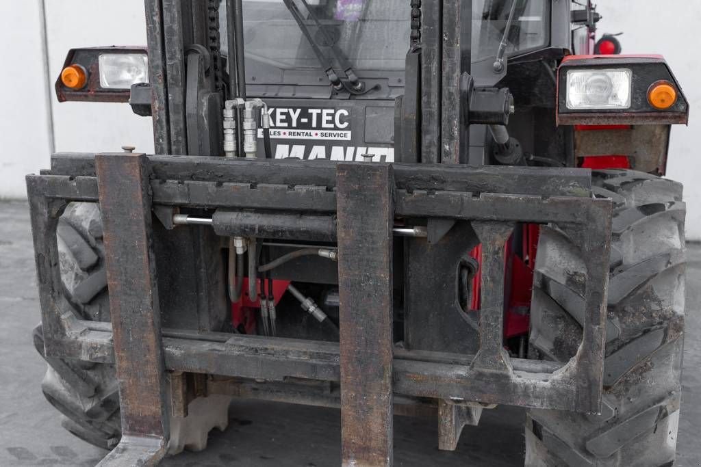 Frontstapler typu Manitou M 30-4, Gebrauchtmaschine w Moerbeke (Zdjęcie 10)