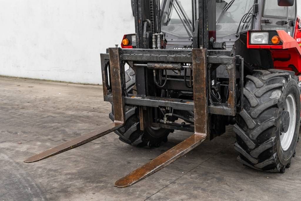 Frontstapler от тип Manitou M 30-4, Gebrauchtmaschine в Moerbeke (Снимка 10)