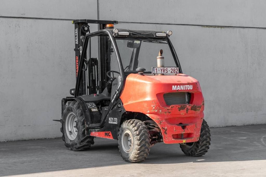 Frontstapler of the type Manitou MC 25-4, Gebrauchtmaschine in Moerbeke (Picture 8)
