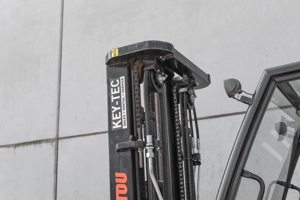 Frontstapler of the type Manitou MC 25-4, Gebrauchtmaschine in Moerbeke (Picture 9)