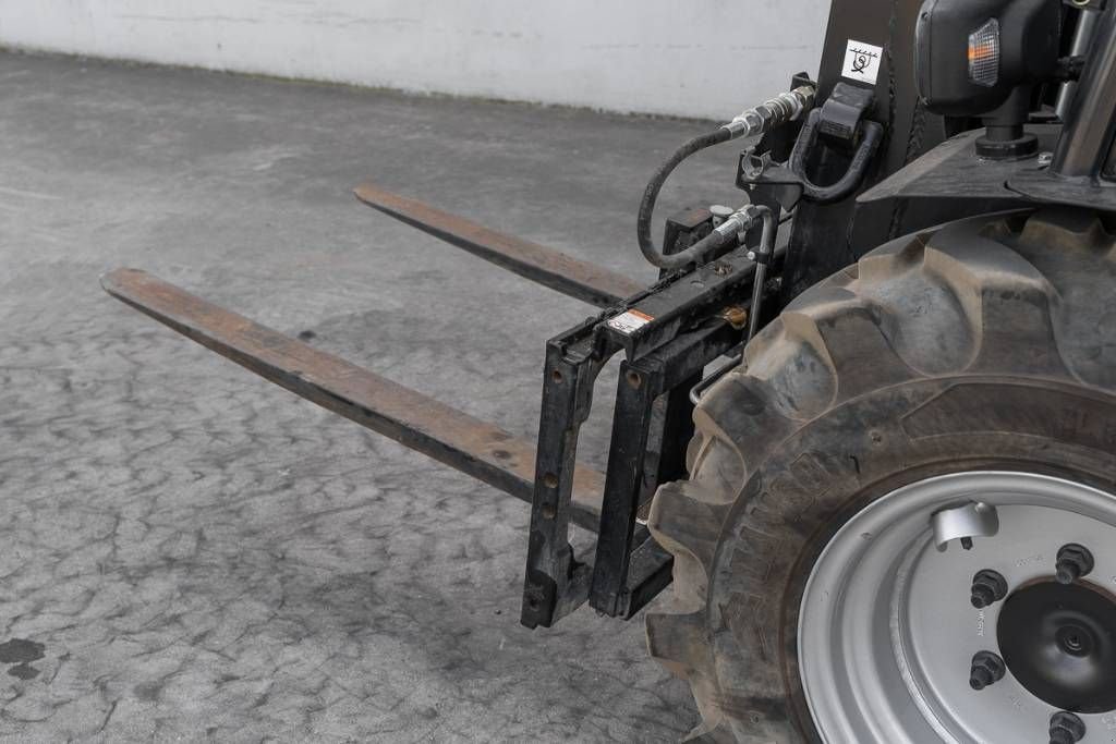 Frontstapler of the type Manitou MC 25-4, Gebrauchtmaschine in Moerbeke (Picture 10)