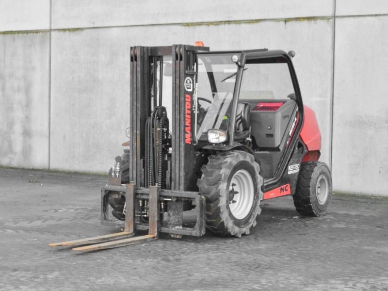 Frontstapler typu Manitou MC 25-4, Gebrauchtmaschine v Moerbeke