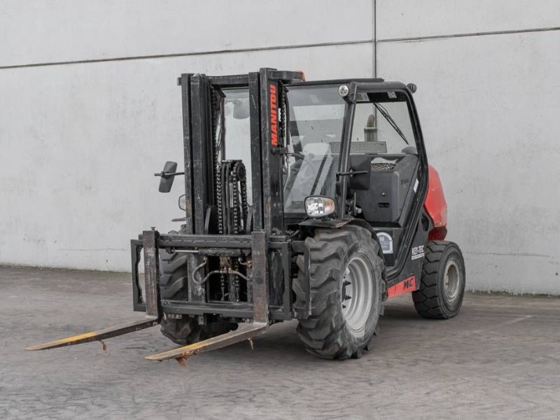 Frontstapler typu Manitou MC 30-4, Gebrauchtmaschine v Moerbeke