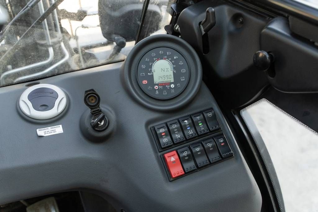 Frontstapler a típus Manitou MC 30-4, Gebrauchtmaschine ekkor: Moerbeke (Kép 10)
