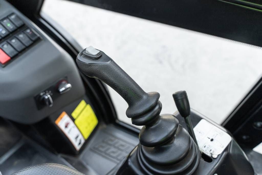 Frontstapler a típus Manitou MC 30-4, Gebrauchtmaschine ekkor: Moerbeke (Kép 11)
