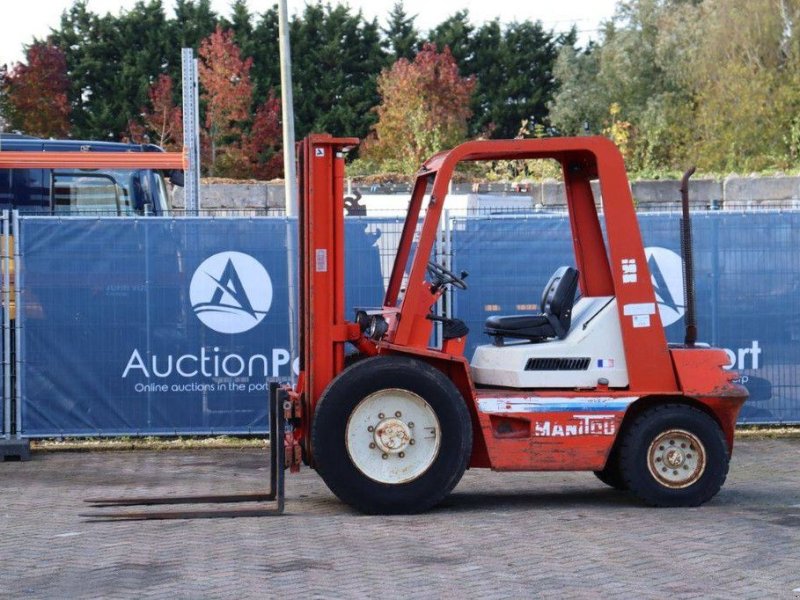 Frontstapler of the type Manitou MCE 25H, Gebrauchtmaschine in Antwerpen (Picture 1)