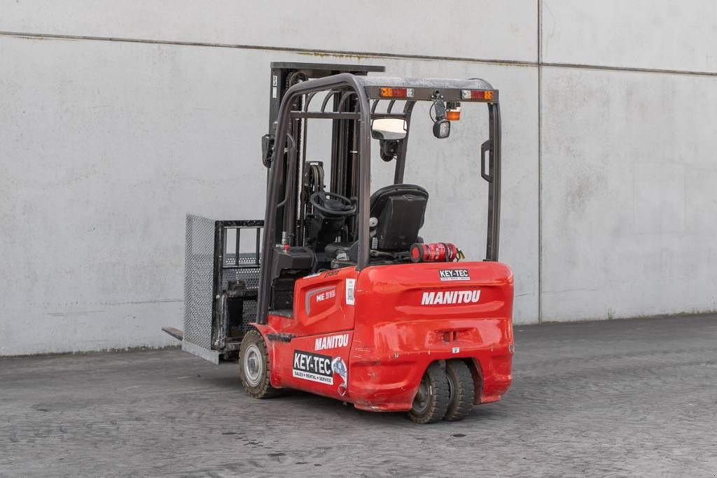 Frontstapler des Typs Manitou ME 316, Gebrauchtmaschine in Moerbeke (Bild 8)