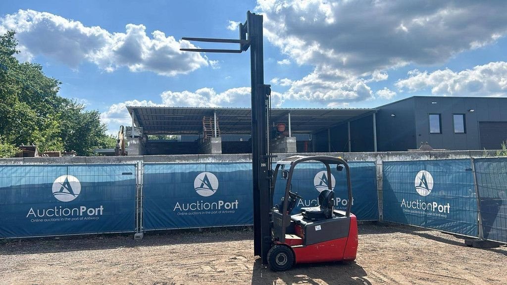 Frontstapler of the type Manitou ME 316, Gebrauchtmaschine in Antwerpen (Picture 10)